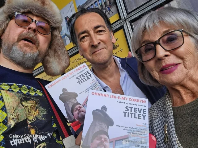 Steve Titley, Alistair McGowan and Sue Johnston holding a poster I designed to support Steve’s performance at the Edinburgh Fringe Festival #stevetitley #alistairmcgowan #suejohnson #edingburghfringefestival2024 #edinburgh